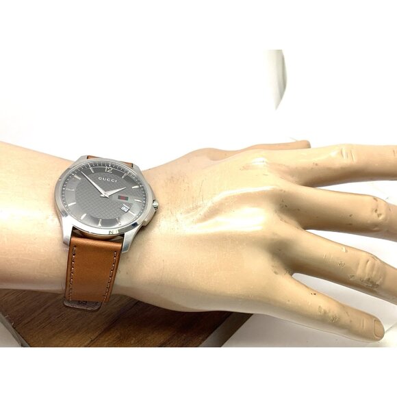 Gucci Men's Watch YA126302 G-Timeless Swiss Quartz Gray Dial Brown Leather 40mm - Picture 5 of 15